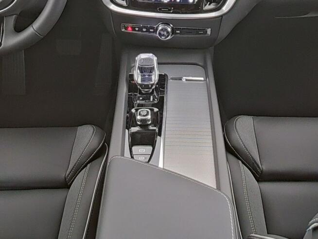 Volvo V60 B4(B) Plus Dark Tychy - zdjęcie 6