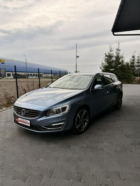 VOLVO V60- 2.0- 190 KM- 2017r.- 23%FV VAT Grodzisk Mazowiecki - zdjęcie 2