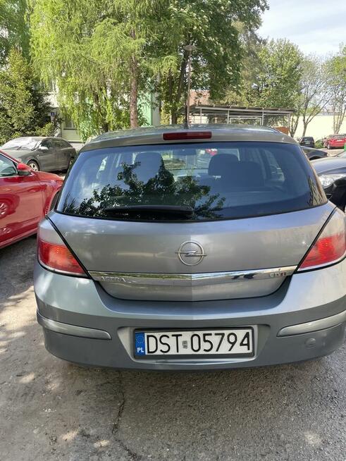 Opel Astra H Strzelin - zdjęcie 6