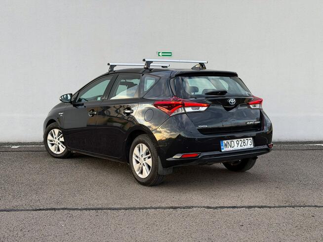 Toyota Auris Salon PL Hybryda 1.8 Serwisowany w ASO Kraków - zdjęcie 4