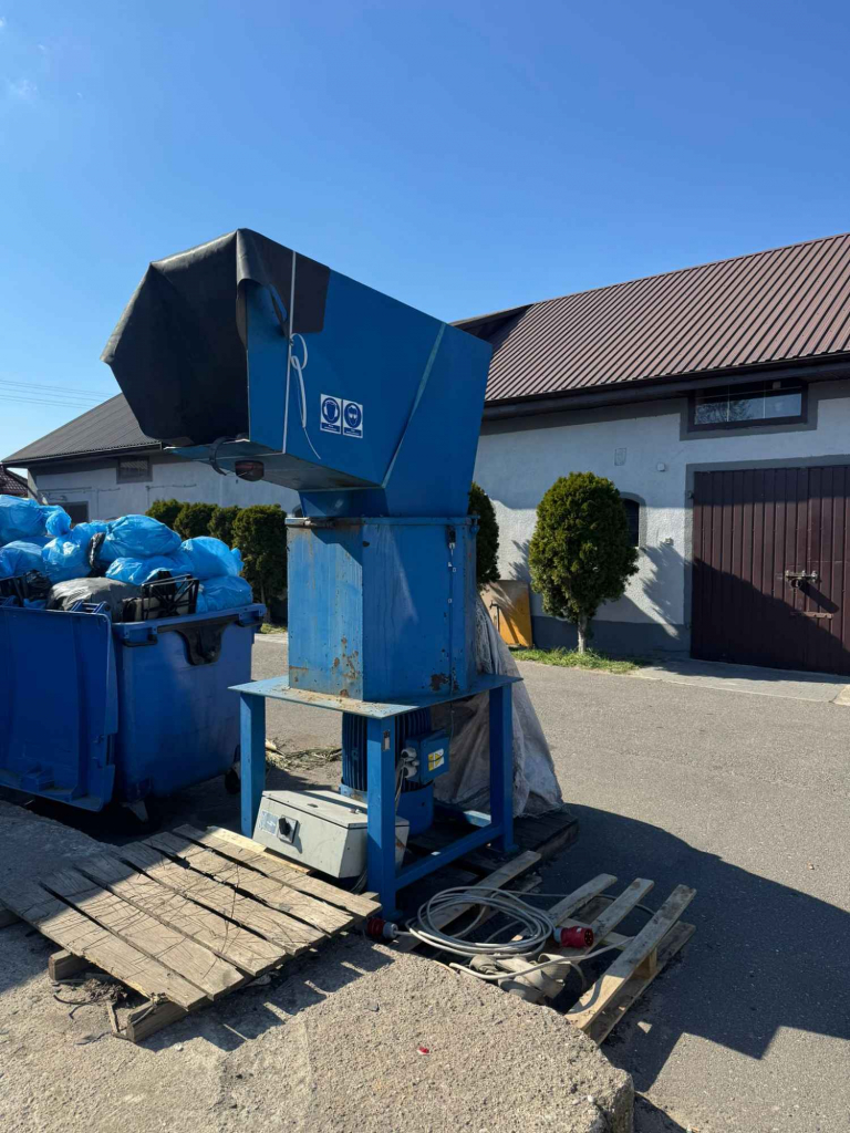 Sprzedam kruszarkę - młynek do plastiku Turek - zdjęcie 7