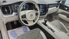 Volvo XC 60 D3 Momentum Pro ! Z Polskiego Salonu ! Faktura VAT ! Warszawa - zdjęcie 9