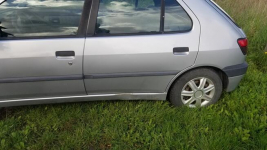 Peugeot 306 1,4 75 KM 1995 LPG uszkodzony silnik Sulejów - zdjęcie 3