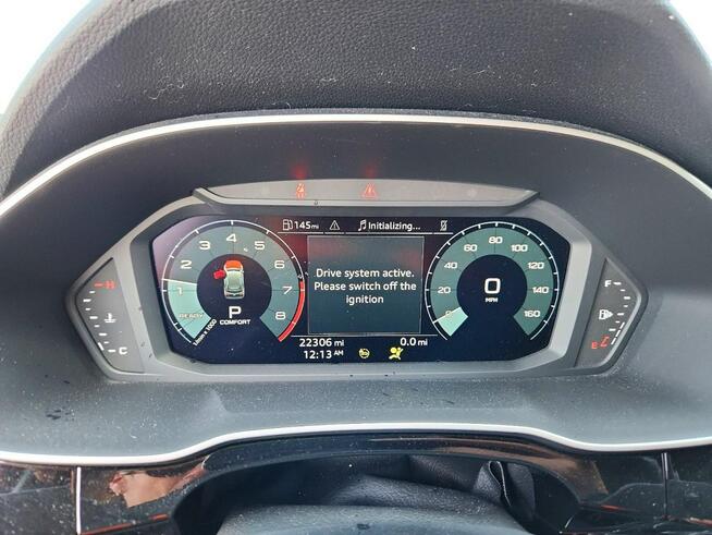 Audi Q3 Bogata wersja wyposażenia / S-Line / niski przebieg Warszawa - zdjęcie 9