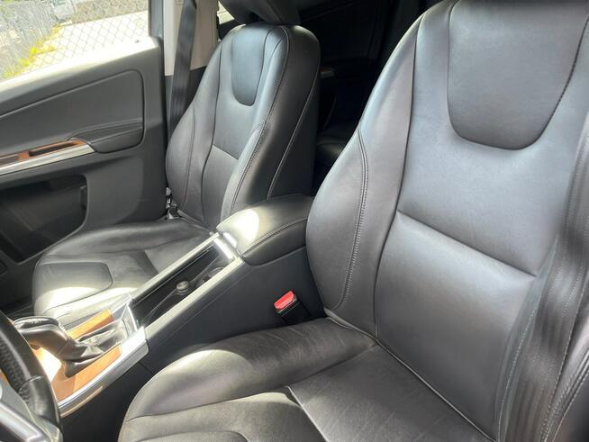 Volvo XC 60 INSCRIPTION / AWD / T5 / niski przebieg Chwaszczyno - zdjęcie 6
