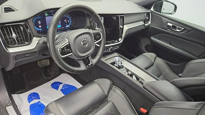 Volvo V60 B4 D Plus Dark aut ! Z Polskiego Salonu ! Faktura Vat ! Warszawa - zdjęcie 9
