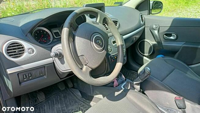 Renault Clio III GrandTour EXCEPTION 1.2 LPG, klima; rozrząd Kielce - zdjęcie 11