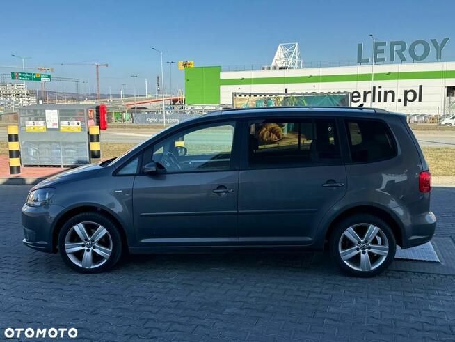 Volkswagen Touran 1.6 TDI Krosno - zdjęcie 3