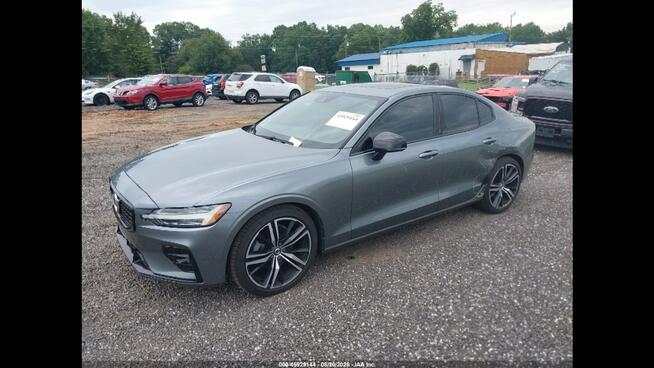 Volvo S60 R-DESIGN / AWD / T5 / niski przebieg Cieszyn - zdjęcie 2