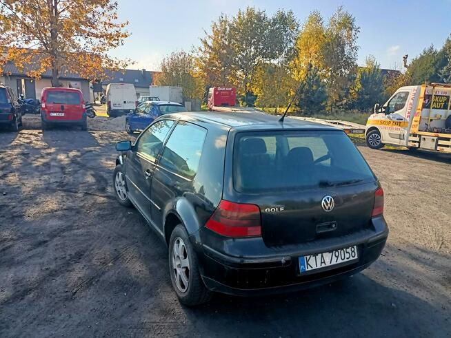 Volkswagen Golf 1.6+LPG 99r Tarnów - zdjęcie 3