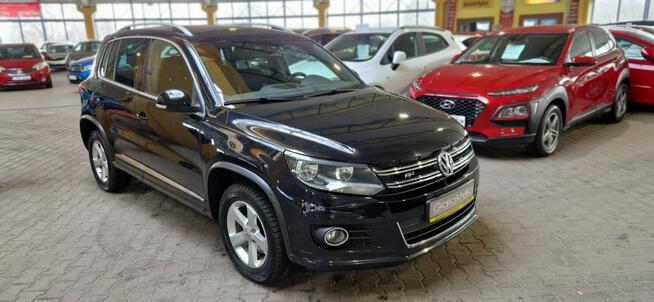 Volkswagen Tiguan Zobacz opis !!  W podanej cenie Roczna GWARANCJA !! Mysłowice - zdjęcie 1