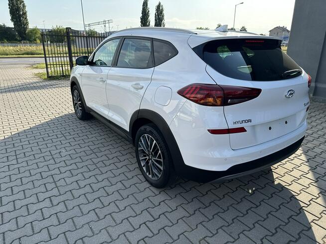 Hyundai Tucson 1.6crdi, 48V, Bogata wersja, Klimatronic, PDC, Super Ostrowiec Świętokrzyski - zdjęcie 2
