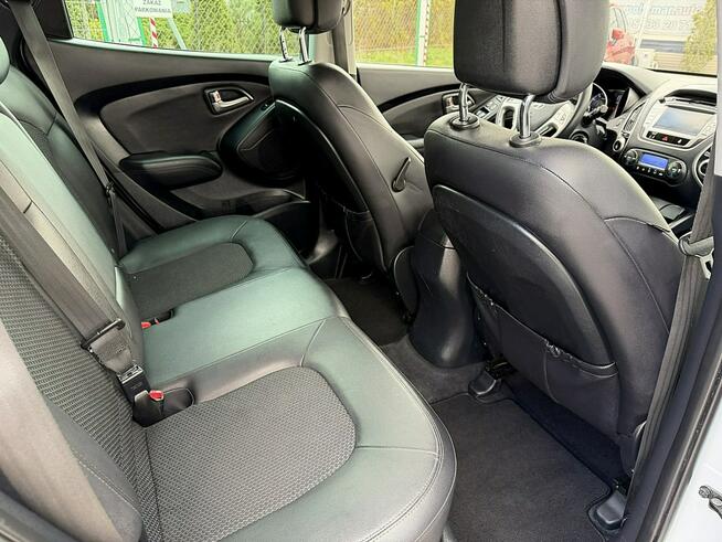 Hyundai ix35 2.0i Navi Kamera Climatronic Gwarancja Kutno - zdjęcie 12