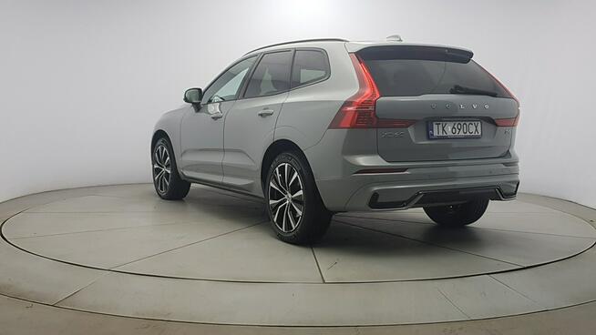 Volvo XC 60 B4 B AWD Plus Dark! Z Polskiego Salonu! Faktura VAT! Warszawa - zdjęcie 5