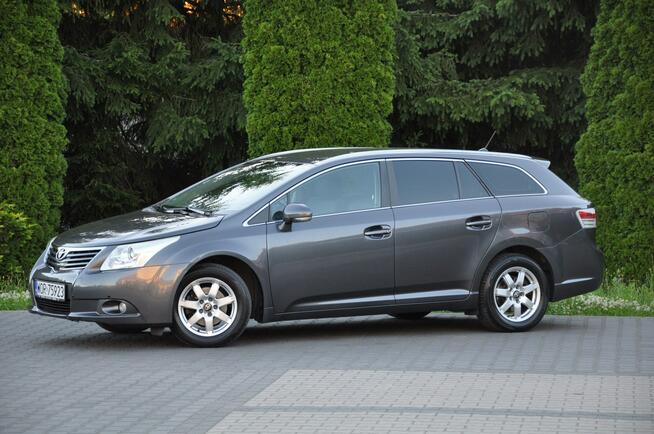 Toyota Avensis 1.8 benzyna Automat PDC Kamera 5 lat w Polsce Serwis Ostrów Mazowiecka - zdjęcie 4