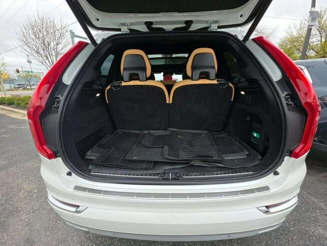 Volvo XC 90 AWD / najbogatsza wersja Inscription / niski przebieg Warszawa - zdjęcie 9
