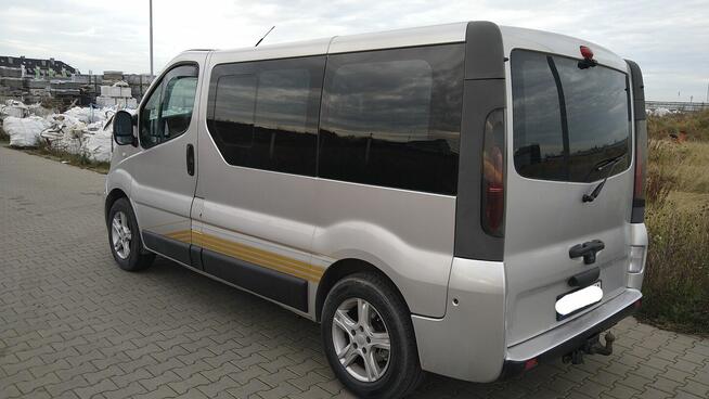 renault trafic 2005r 2.5 diesel kllima 7 osobowy Szczecin - zdjęcie 4