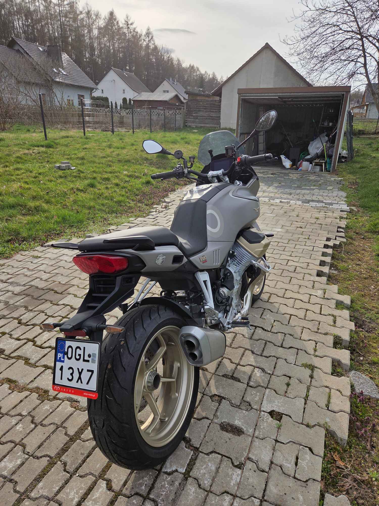 Sprzedam motocykl Moto Guzzi V100 Mandello Szymiszów - zdjęcie 5