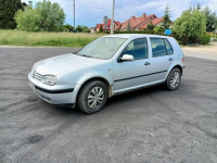 Volkswagen Golf 1.9TDI 101km 02r