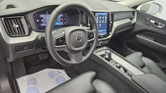 Volvo XC 60 B4 B Plus Bright aut ! Z Polskiego Salonu ! Faktura VAT ! Warszawa - zdjęcie 9