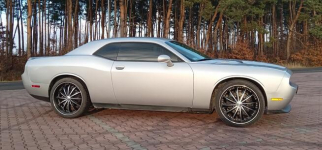 Dodge Challenger 5.7 V8 Hemi R/T Plus. Alu 22 cale. Kaliforn Wola Mrokowska - zdjęcie 2