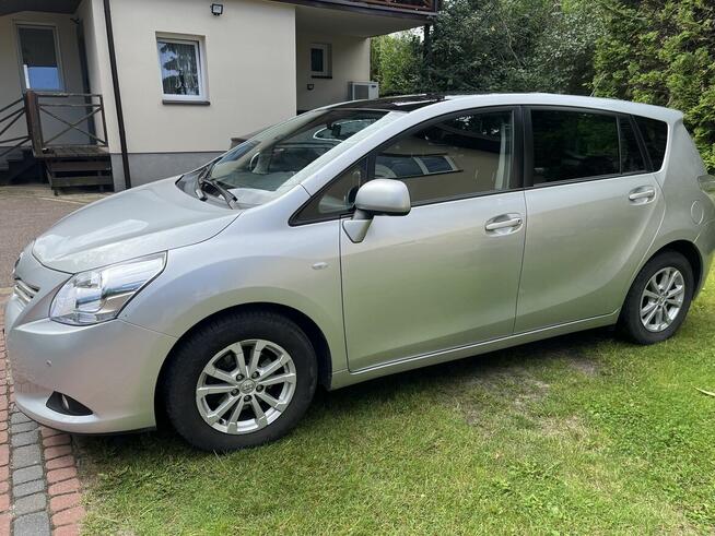 Toyota Verso Panorama Zabieżki - zdjęcie 8