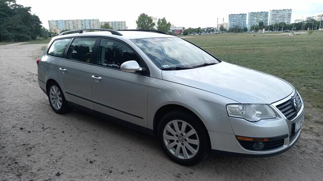 Volskwagen Passat B6 kombi 2009r. 1.6 benzyna LPG hak Toruń - zdjęcie 1