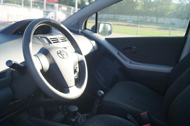 Toyota Yaris SALON POLSKA 1.0 BENZ 69KM KLIMATYZACJA SPRAWNA Goczałkowice-Zdrój - zdjęcie 6