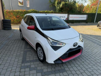 Toyota Aygo 1,0 72KM  Klimatyzacja  Kamera  CarPlay Orzech - zdjęcie 3