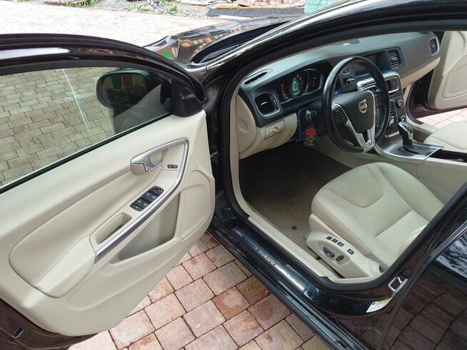 volvo s60 T5 2.0 benzyna 245 KM Piaseczno - zdjęcie 4