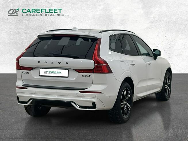 Volvo XC 60 B5 B AWD R-Design aut Kombi Warszawa - zdjęcie 5