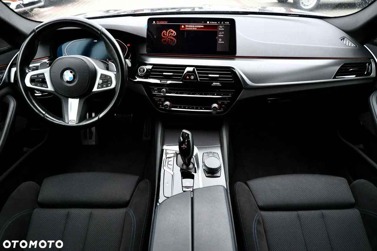 BMW Seria 5 2020 · 40 000 km · 1 995 cm3 · Hybryda Tychy - zdjęcie 5