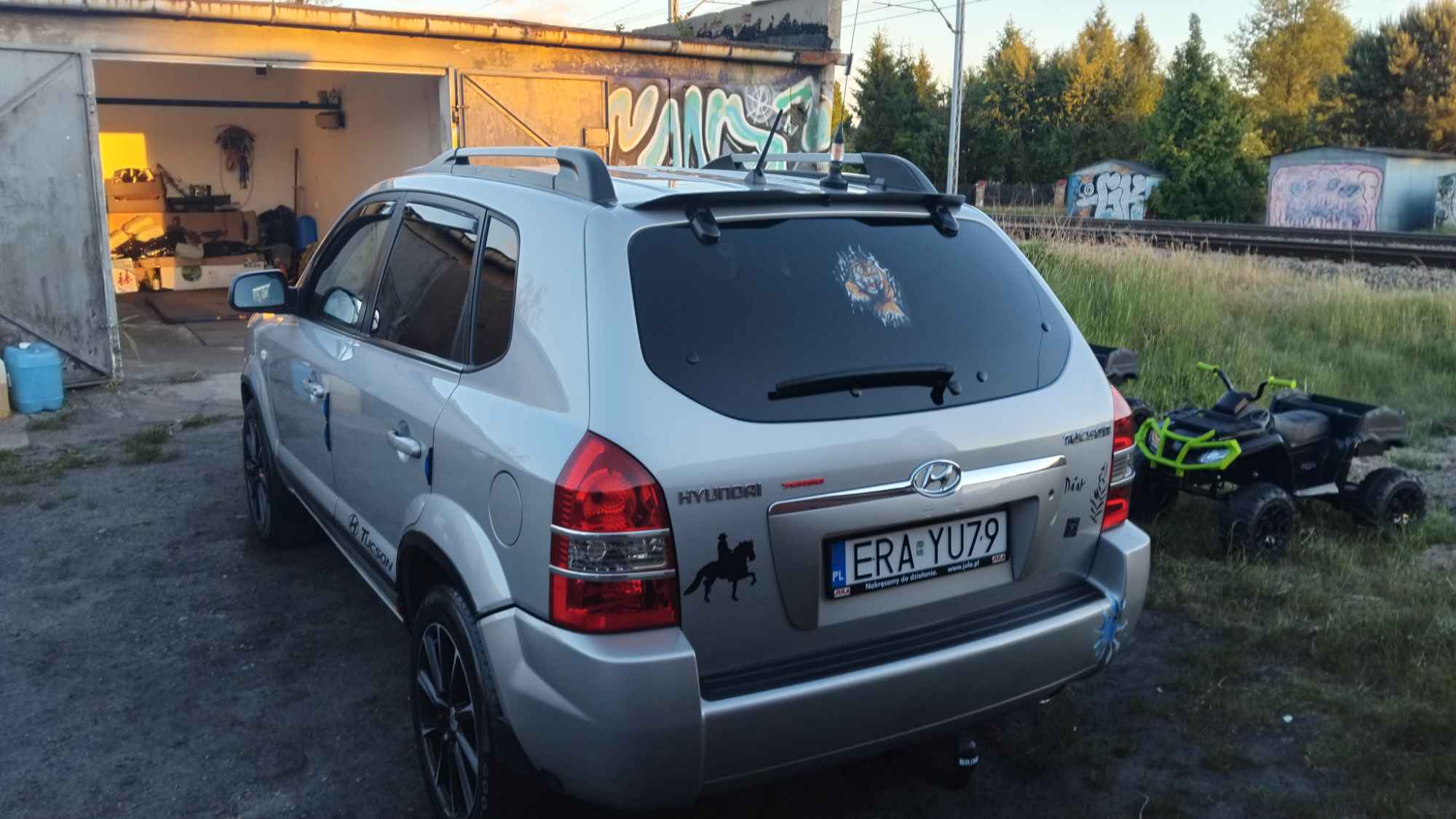 Śliczny hunday tucson 2.0 benzyna +lpg Częstochowa - zdjęcie 8