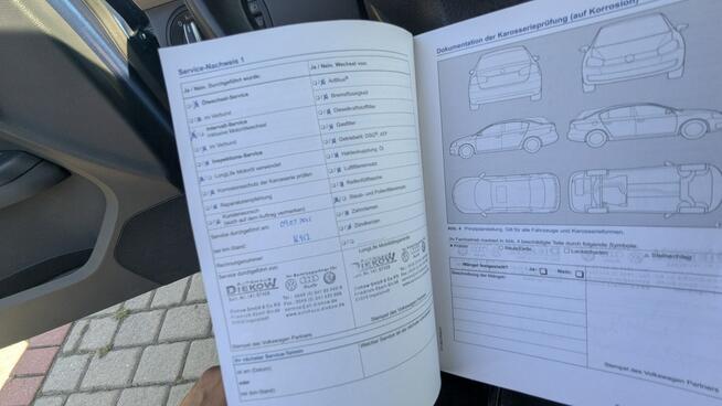 VOLKSWAGEN TOURAN 1.4 TSI 140 KM Comfortline (2013) – Zadbany Biała - zdjęcie 8