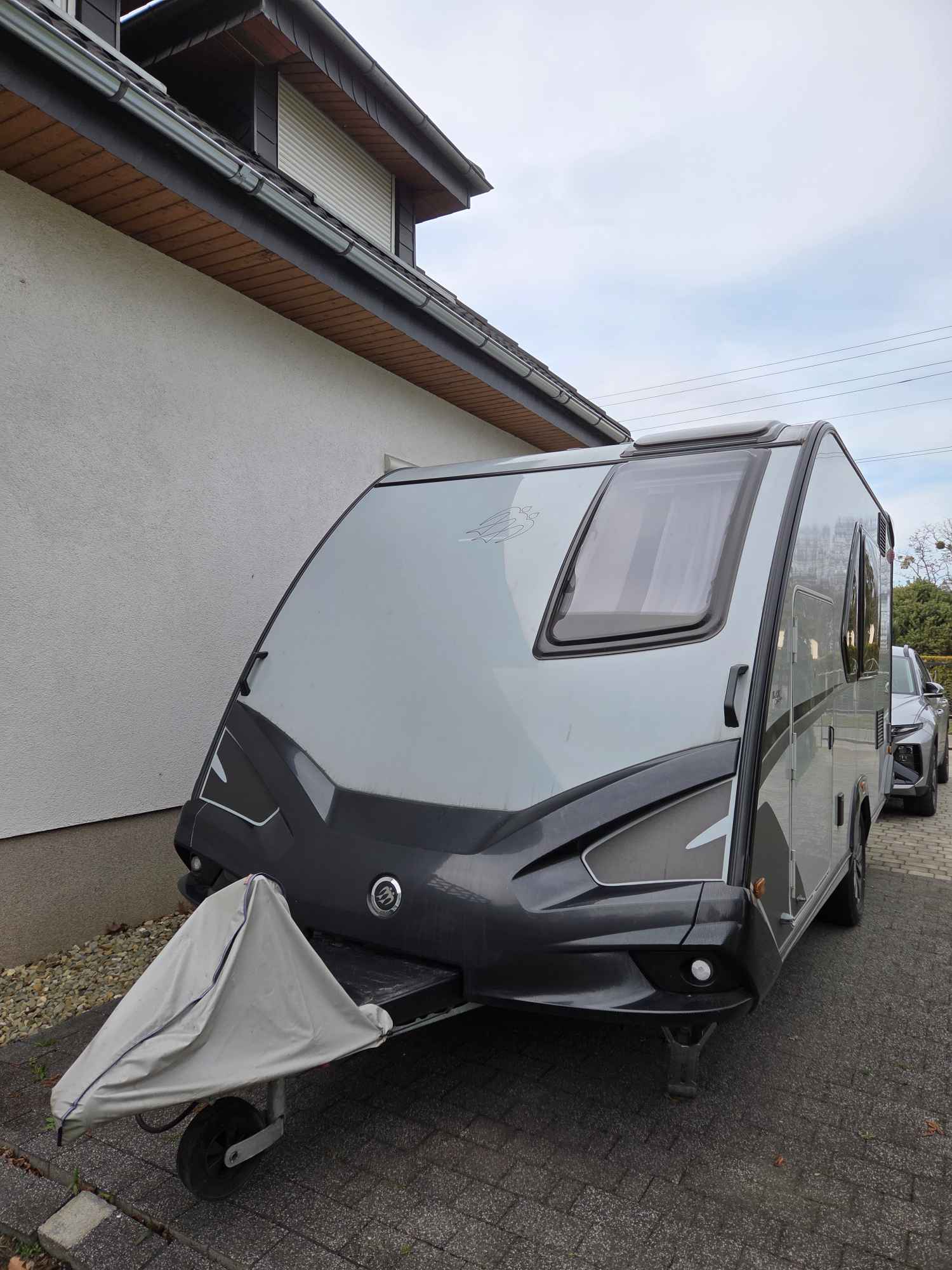 Sprzedam przyczepe kempingową KNAUS Sport&amp;Fun Black Edition Szymiszów - zdjęcie 1