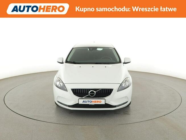Volvo V40 navi PDC tempomat grzane fotele LED Warszawa - zdjęcie 11