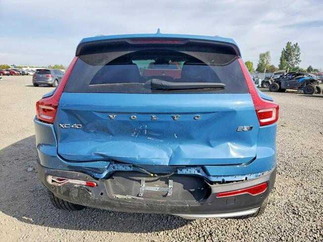 Volvo XC 40 Najwyższa wersja wyposażenia ULTRA / AWD / B5 Tarnów - zdjęcie 6