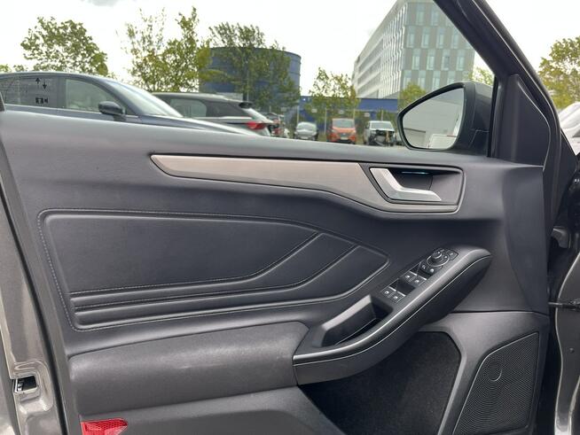 Ford Focus Titanium X 1.0 EcoBoost mHEV 125 KM Warszawa - zdjęcie 12
