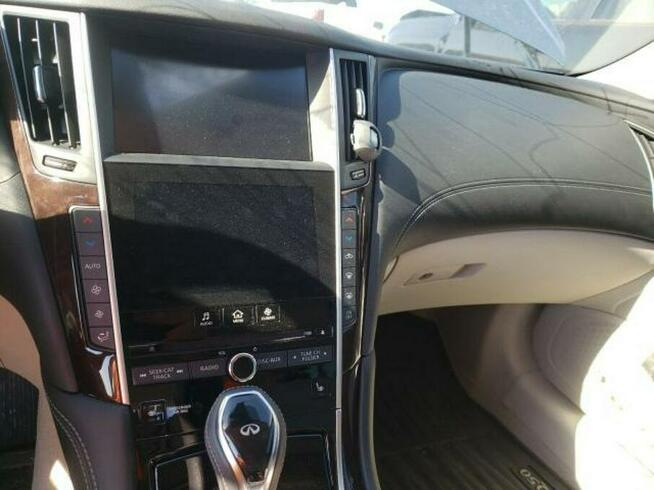 Infiniti Q50 2019, 3.0L, Luxe, po gradobiciu Warszawa - zdjęcie 7