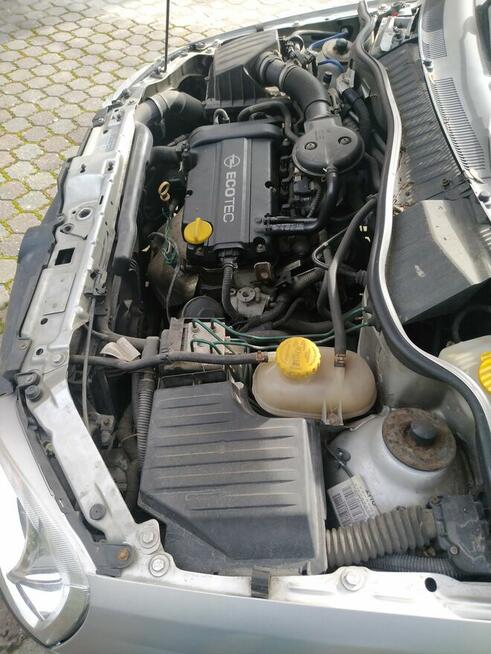 Sprzedam Opel Corsa 1,2 benzyna z 2003 rok Wałcz - zdjęcie 2