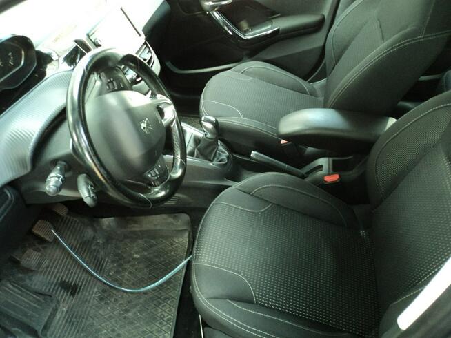 sprzedam peugeota 208 z 16r  nowiutki akumulator zakupiony Lublin - zdjęcie 10