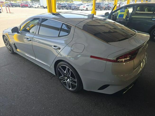 Kia Stinger NAJWYŻSZA WERSJA WYPOSAŻENIA / niski przebieg / automat Wrocław - zdjęcie 5