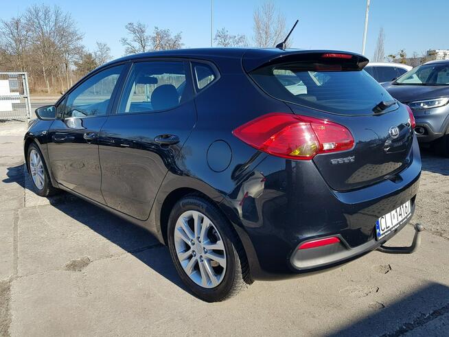 Kia Cee'd 1,4 Benzyna Klima Zarejestrowany Gwarancja Włocławek - zdjęcie 7