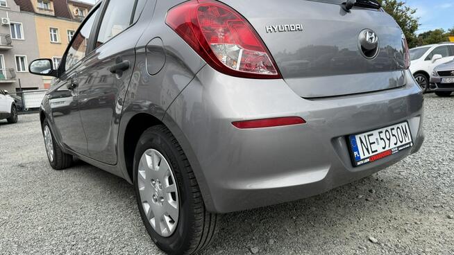 Hyundai i20 Benzyna Zarejestrowany Ubezpieczony Elbląg - zdjęcie 11