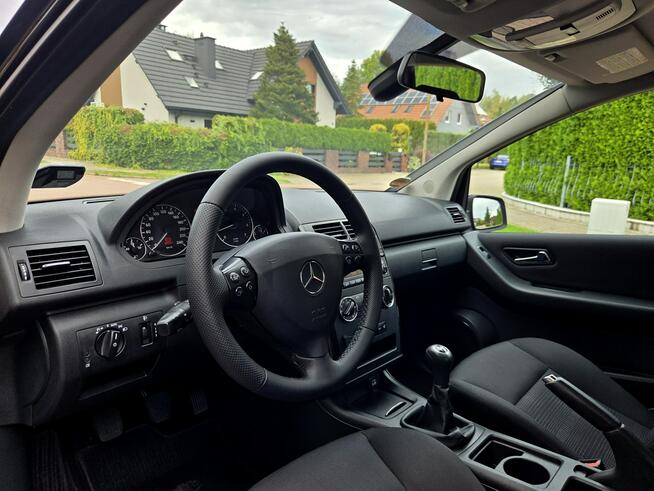 Mercedes A 160 LIFT 1.5 Benz. 95KM 2010r Klima, Grzane Fotele, HAK Tychy - zdjęcie 9