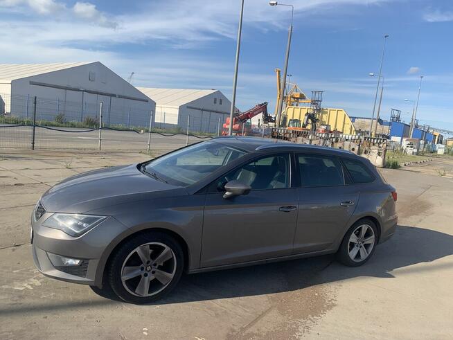 Wykonawca układu sprzeda samochód SEAT Leon 1,4, 2014 r. Gdynia - zdjęcie 4