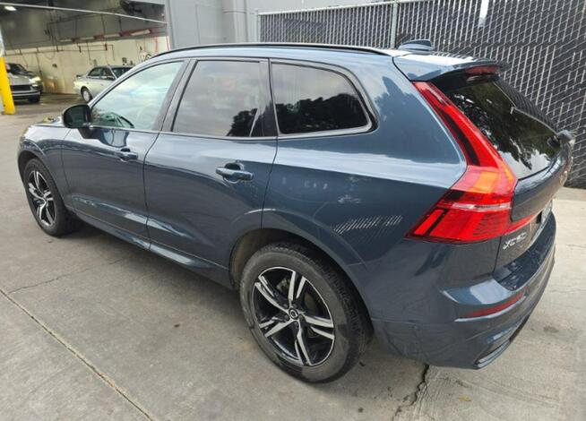 Volvo XC 60 R-DESIGN / AWD / B5 Cieszyn - zdjęcie 5
