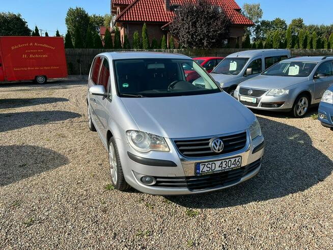 Volkswagen Touran 1,9 Diesel 2007r 105KM Białogard - zdjęcie 1