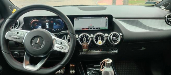 Sprzedam Mercedes GLA maksymalne wyposażenie AMG