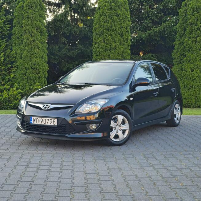 HYUNDAI i30 Benzyna 1.4 109KM Zarejestrowany w Polsce, Klima, Serwis Ostrów Mazowiecka - zdjęcie 1